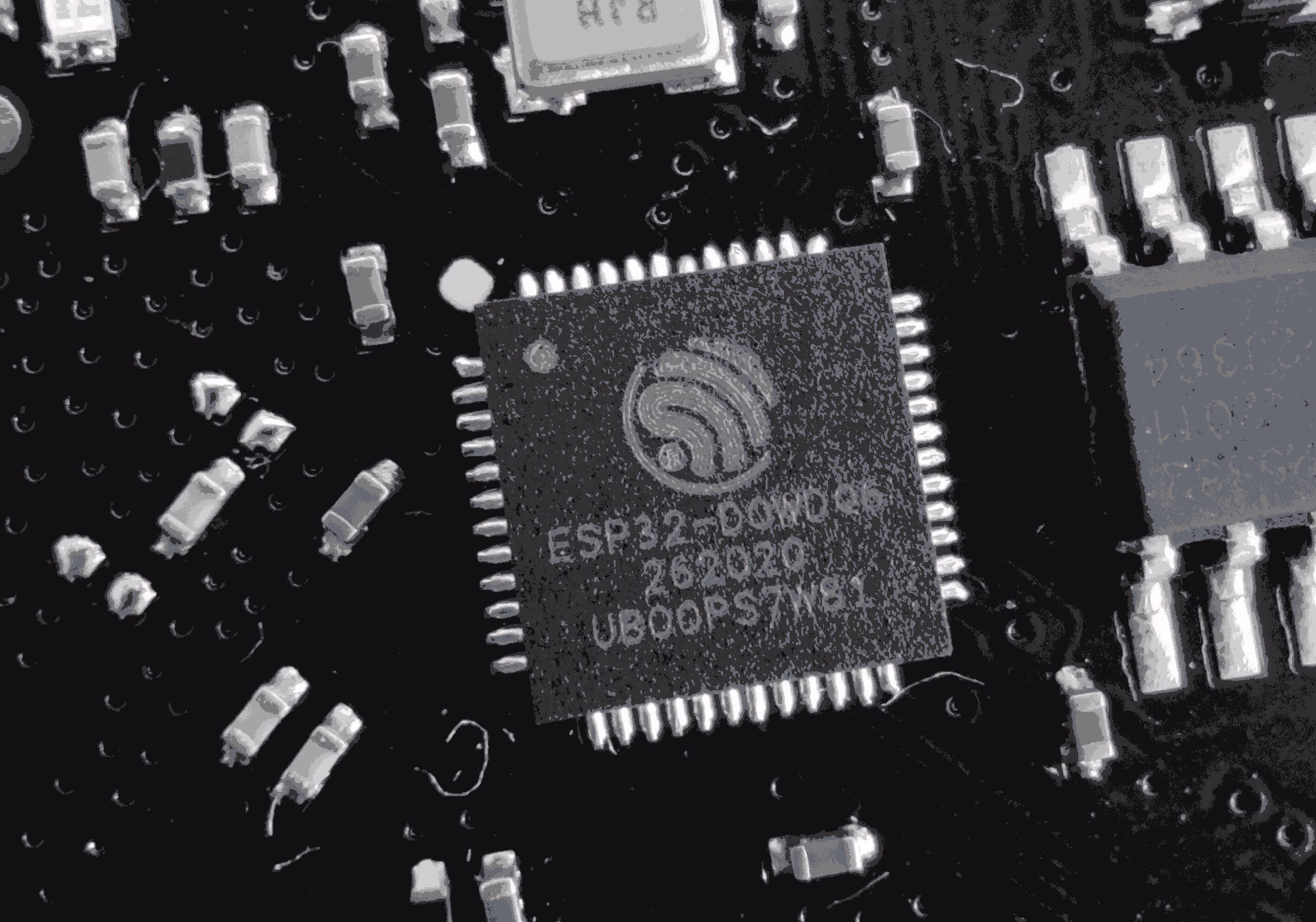 ESP32 microcontroller development board
